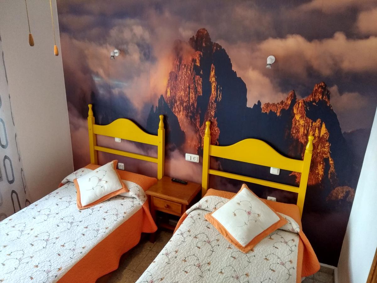 Hostal Avenida Arenas de San Pedro Exteriér fotografie